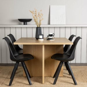 Matgrupp Leo med stolarna Zeno