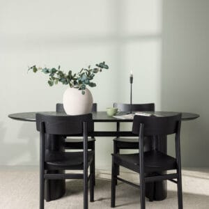 Matgrupp Isolde med stolarna Montros