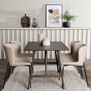 Matgrupp Kaseindon med stolarna Modesto