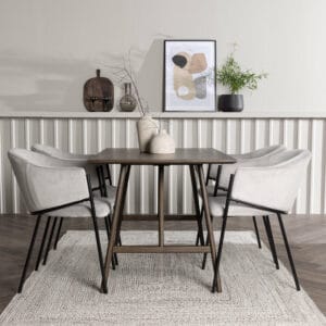 Matgrupp Kaseindon med stolarna Evelina