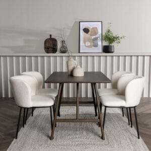 Matgrupp Kaseindon med stolarna Edina
