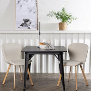Matgrupp Tempe med stolarna Lilja