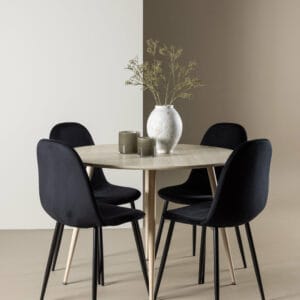 Plaza Matbord med Polar Matstol