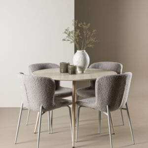 Plaza Matbord med Modesto Matstol