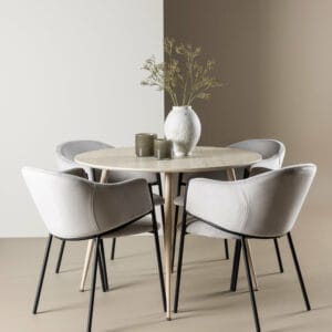 Plaza Matbord med Evelina Matstol