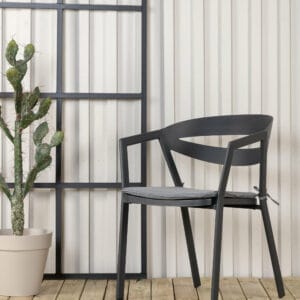 Slit Matstol